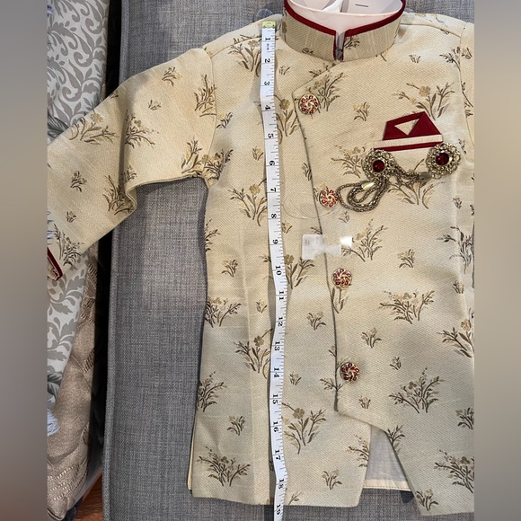 Toddler boy sherwani, size 1, Rajwadi, beige and red with pant - Picture 3 of 16